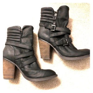 Steve Madden ankle boot black size 8